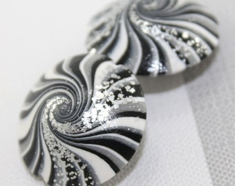 Focal beads in stripes pattern, swirl lentil beads in black, white, gray and silver, Jewelry supplies, elegant beads Set of 2