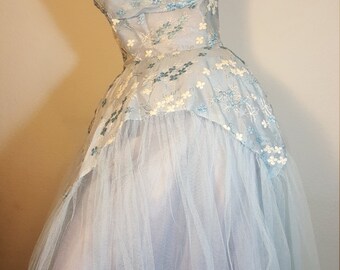 FREE SHIPPING 1950 strapless tulle party dress