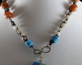 Glass shell necklace