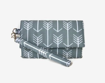 Gray Smartphone Trifold Wristlet Wallet - Cushioned Cell Phone Wristlet - Womens' Phone Clutch - Padded Phone Wallet Pouch - Removable Strap