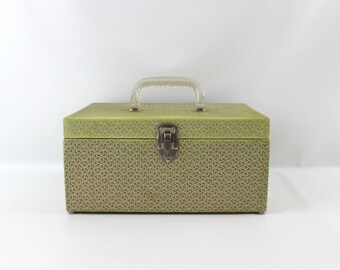 Vintage Fabric Covered Storage Sewing Box with Lucite Handle, Vintage Organization Sewing Caddy, Fabric Covered Box Jewely Makeup Caddy Box