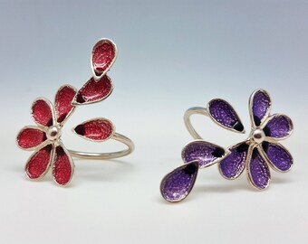 Ring made of 925 sterling silver and enamel