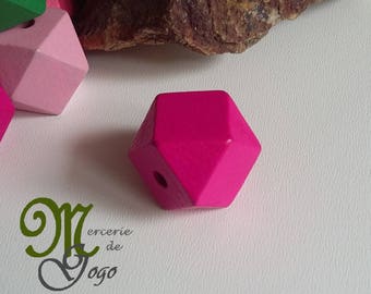 Color 2 * 2 cm fuchsia hexagonal wooden bead.