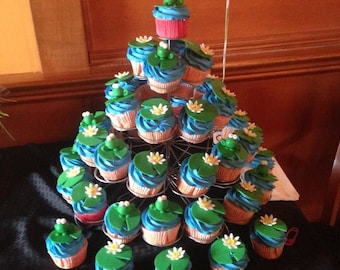 Fondant Frog and Lily Cupcake Toppers