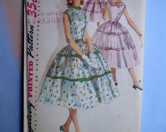 Vintage 50s Full Skirt Sun Dress Pattern 30