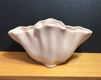 Haeger Pottery Handkerchief Vase 1950's Atomic style