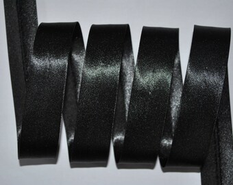 Black Busk and in 2 metre lengths
