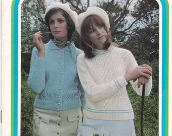 Paton's Knitting Pattern No 962 Ladies Look Lovely in Caressa (Vintage 1970s)