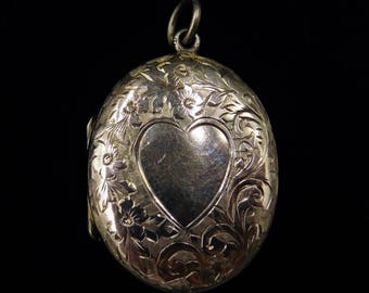 Antique Victorian 9ct Yellow Gold Floral Engraved Heart Oval Photo Locket Pendant | Engraved Filigree Oval Locket