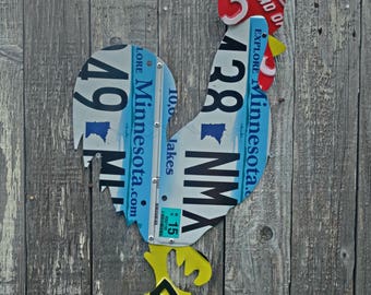 Upcycled Minnesota License Plate Chicken Rooster Wall/Coop Art