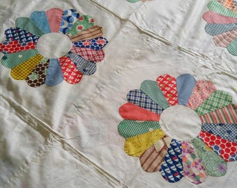 Antique hand-stitched quilt top | 1930s quilt | vintage quilt top | cottage quilt | readymade quilt top | antique sewing | handmade quilt