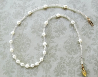 White Pearl Necklace, Pearl Jewelry, Crystal Necklace, Crystal Jewelry, Bridal Necklace, Bridal Jewelry, Wedding Jewelry, White Jewelry