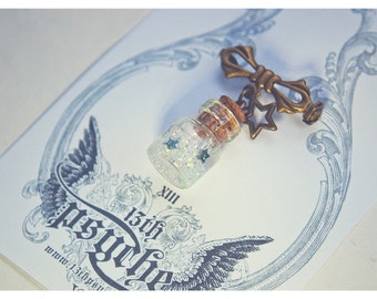 Cute Tiny Bottle Brooch . CUSTOM Glitter COLOR. Glass Vial brooch. glass Bottle Pendant. Bottle Pin. Inspirational Gift for women