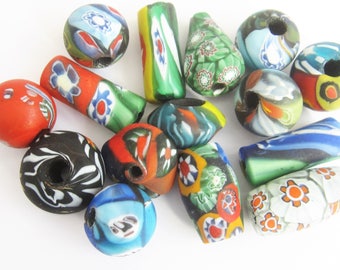 Loose beads. 15 Handmade vintage Venetian glass millefiori beads. 11 mm - 23 mm.