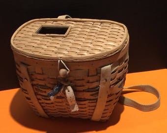 A vintage fishing creel woven basket trout salmon holder lightweight backpack fly fishing