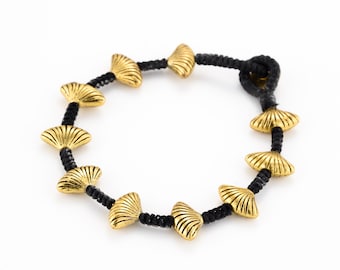 Sea Shells Brass Bracelet. braided bracelet. nautical jewelry. boho bracelet. bohemain jewelry. tribal bracelet. beaded bracelet.