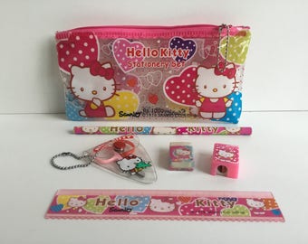 Vintage 1976 SANRIO Hello Kitty Stationery Set in Vinyl Pouch
