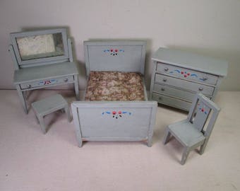 Dollhouse "FVC" Bedroom Furniture - Bed Vanity Bench Dresser and Chair - Larger 1 1/4" Scale
