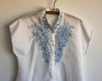 Vintage 1950s Embroidered Blouse
