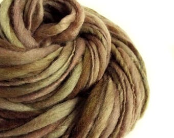 Chunky yarn hand dyed yarn handspun yarn merino wool yarn chunky wool bulky yarn weaving yarn thick and thin yarn slub art yarn baby yarn