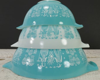 Vintage Set of 3 Pyrex Butterprint Cinderella Bowls Amish Turquoise White