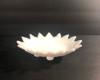 Vintage Westmoreland Milk Glass Soap Dish