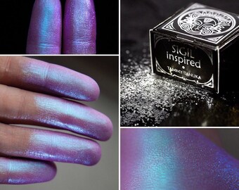 Eyeshadow: Dragonfly Pond Spirit - Fairy. Purple-turquoise chameleon eyeshadow by SIGIL inspired.
