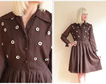 1960s Dress // Daisy Day Dress // vintage 60s dress