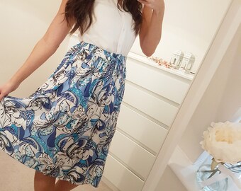 Vintage 90s Blue Floral Skirt - UK 12-16 - Vintage clothing - 90s skirt - 90s vintage - Vintage skirt - Ladies skirt - Floral skirt