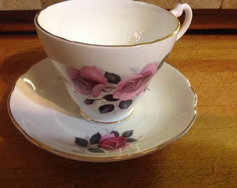 Vintage Royal Ascot Tea Cup And Saucer Bone China Made In England