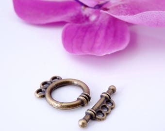 5 Toggle clasps, circle and bar 3 strands 17 x 14 mm and 19 mm - bronze