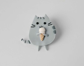 Pusheen cat with ice cream - brooch