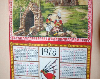 Vintage 1978 calendar tea TOWEL