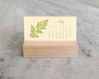 2019 Desk Calendar | Mini Desk Calendar 2019 with Wood Stand, Ferns | 2019 Calendar, stocking stuffer