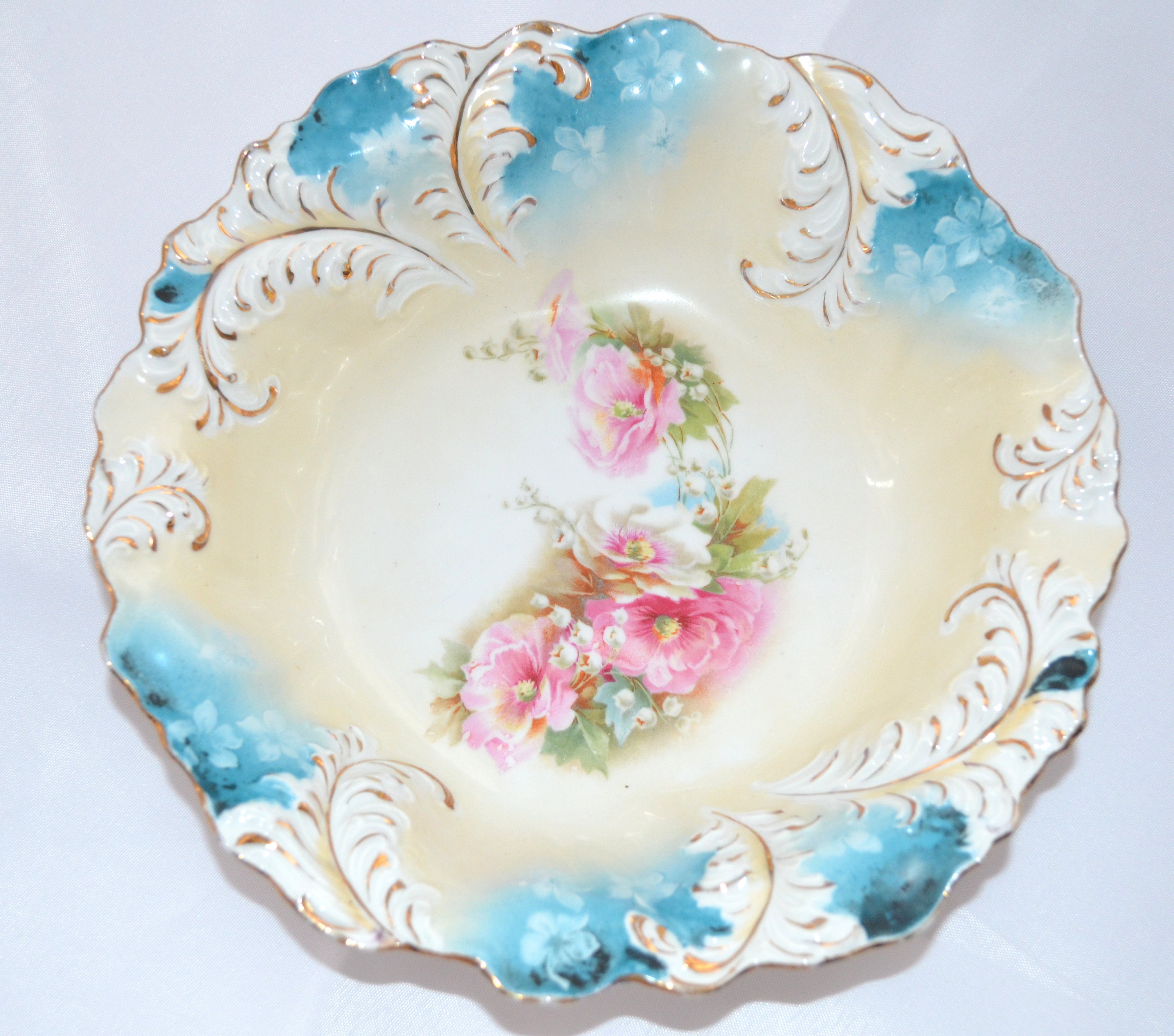 Antique RS Prussia Bowl German Porcelain Plume Mold 16 Blue