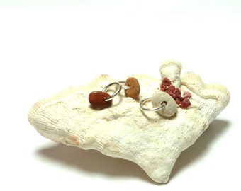 Drilled Beach Pebbles CARNIVAL River Rocks Beach Stones Focal Jewelry Bead Stone Collection Shimmer White Reds Lake Stone Pebble