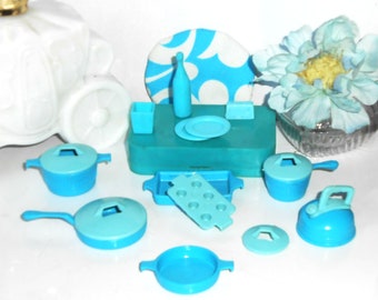 Barbie Pots and Pans, Doll House Kitchen Accessories - R75