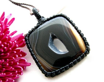 Sardonyx Necklace, Sardonyx jewelry, Gift daughter, Gift for daughter, Wife gift, Gift for wife, Macrame pendant , Heal crystal stone,