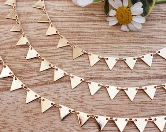 7.25mm Triangle Chain - 1 or 3 feet - Soldered Links - Bright Gold finish - Nickel Free