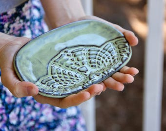 Ceramic Soap Dish, lace imprint, handmade pottery, custom pottery, home decor, bathroom decor, home accents, soap dish ceramic