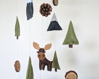 Moose Baby Mobile || Mountain Baby Mobile || Woodland Nursery || Baby Boy Mobile || Felt Mobile || Woodland Mobile | Outdoor Nursery