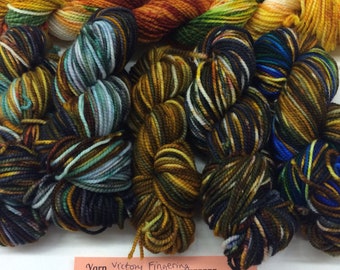 Victory Fingering Lot 121 Yarn Grab Bags!
