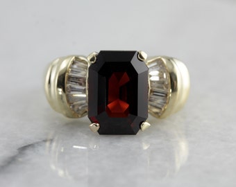 Vintage 1980's Garnet Statement Ring in Yellow Gold T8V5X3-D