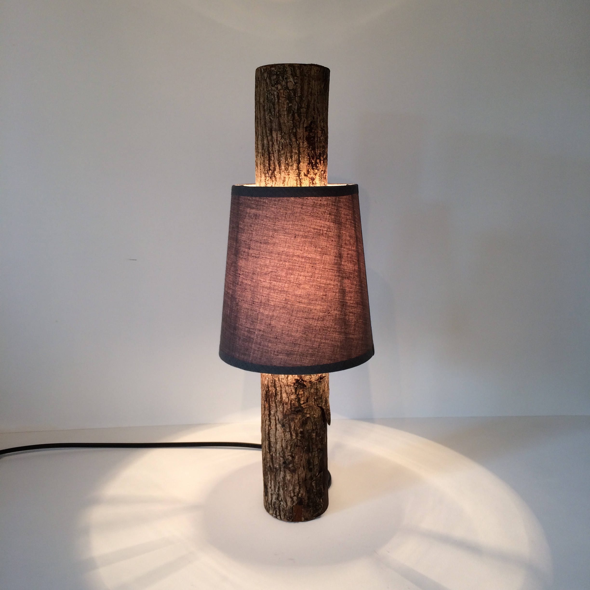log lamp, log light, rustic table lamp, wooden lamp, bedroom lamp