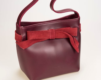 FURLA-Made in Italy-Bordeaux wrist purse with bow-women's Accessories