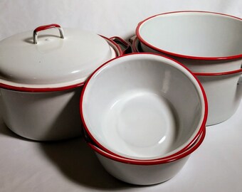 Red and White Enamelware, Enamelware Set, Enamelware Pot and Lid, Enamelware Bowls, Enamelware Pots, Vintage Kitchen, Farm Kitchen, 6 Pieces