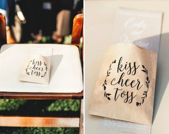 Wedding Petal Toss Bag - Kraft Paper Favor Bags - Kiss Cheer Toss - Fill with your own Rose and Flower Petals - 20 pack