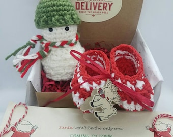 Baby first Christmas, December baby announcement,4 inch Snowman Included, Grandparent announcement,Baby Announcement,Pregnancy announcement
