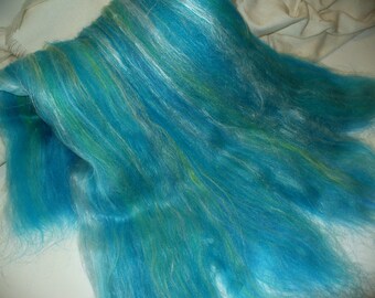 Multi Fibered Batt for Hand Spinning Yarn