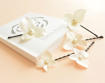 Bridal hair clips, Ivory flower hair pins, wedding hair accessories, hydrangea flowers, small hair flowers, set of 5
